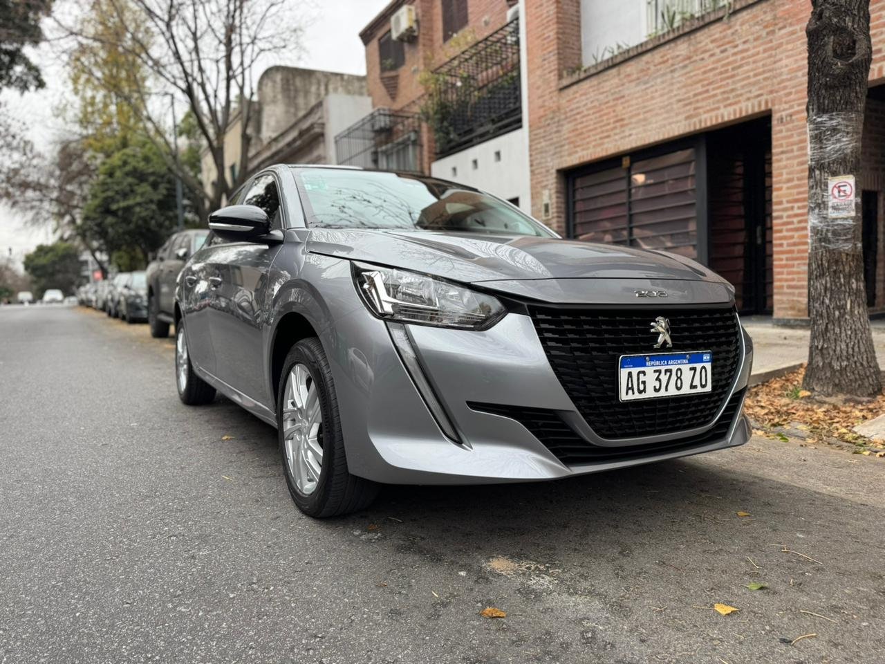 Peugeot 208 Active 1.6 pack típtronic